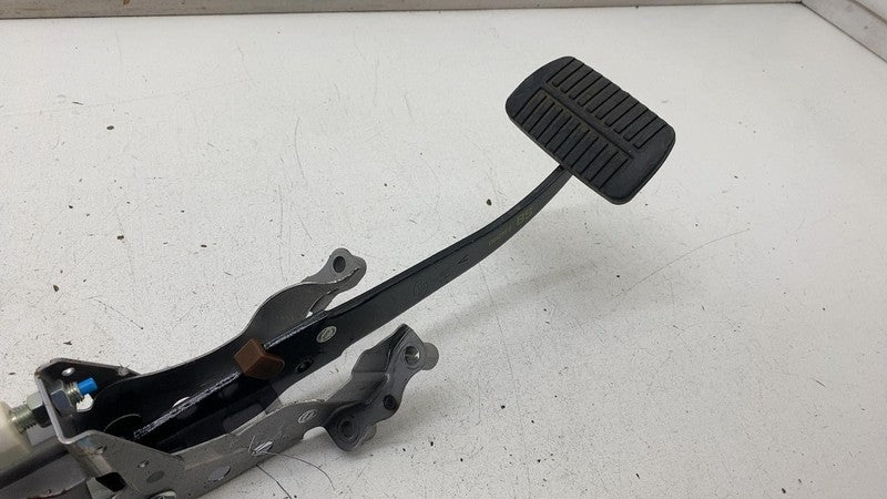 2019-2024 Subaru Forester Automatic Transmission Brake Foot Pedal Pad Lever Assy