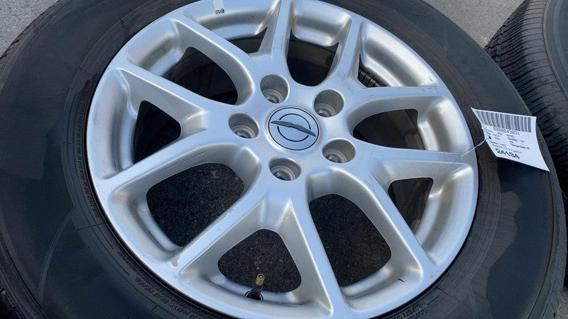 ⭕ 2021 2022 Chrysler Pacifica Wheel Rim 17" inch 17x7 5V Spoke w/ Yokohama Tire