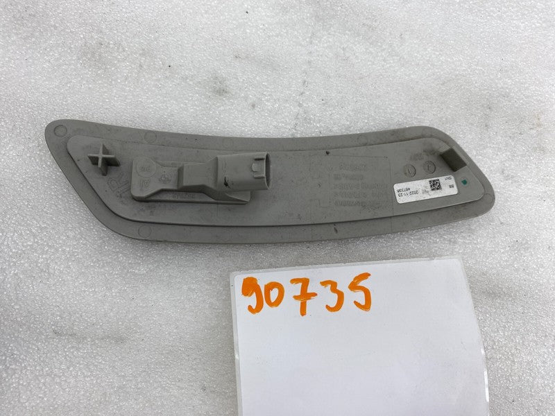 7953716 ⭕ 2022-2023 BMW iX Front Right Passenger Marker Light Reflector Right 7953716