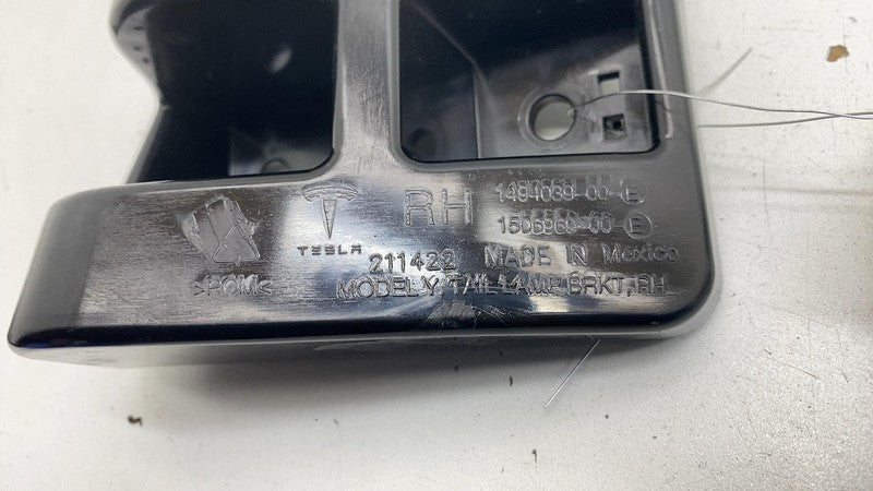 149403900E ⭕ 2020-2024 Tesla Model Y MY Rear Right Taillight Tail Lamp Bracket 1494039-00-E