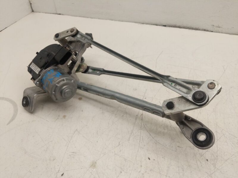 2020-2023 Tesla Y MY Front Windshield Wiper Linkage Motor & Module 1490242-00-A