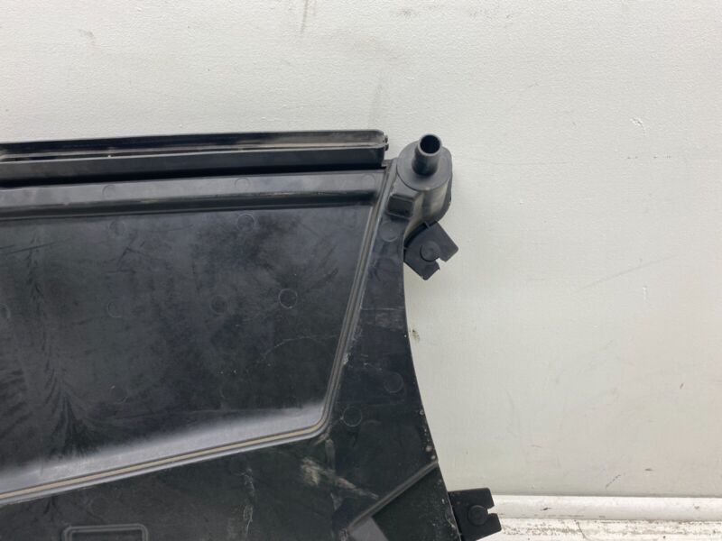 106046600B ⭕ 16-20 Model S MS Front Under Hood Panel Cabin Intake Duct w/ Hose 1060466-00-B