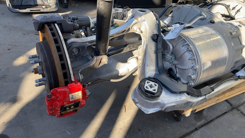 1002633 01 P 2012-2015 Tesla Model S Rear Large Drive Unit w/ Subframe & Suspension SPORT