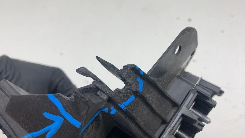 ⭕ 2015-2023 Mercedes-Benz C300 W205 Engine Fuse Relay Box Junction Block OEM