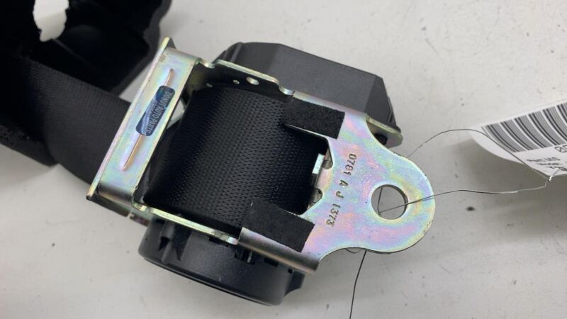 634166800A ⭕17-20 Maserati Levante Rear Passenger Side Seat Belt Retractor Right 634166800A