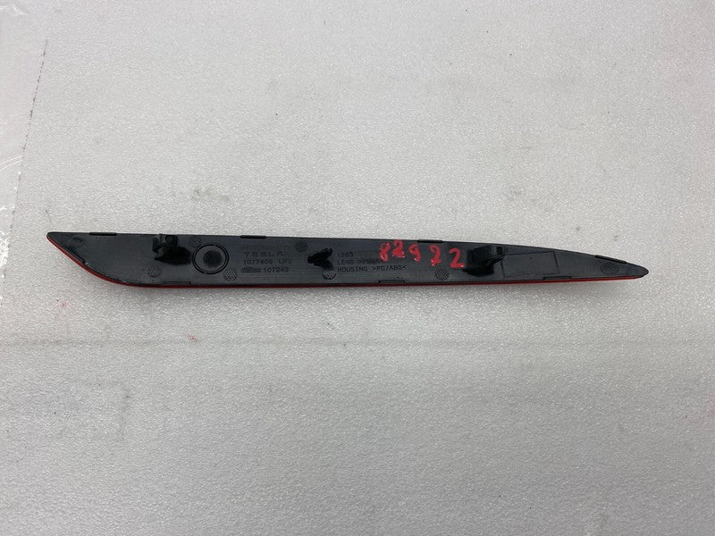 1077406 ⭕ 17-23 Tesla Model 3 Rear Driver Side Bumper Light Reflector Lamp Left 1077406