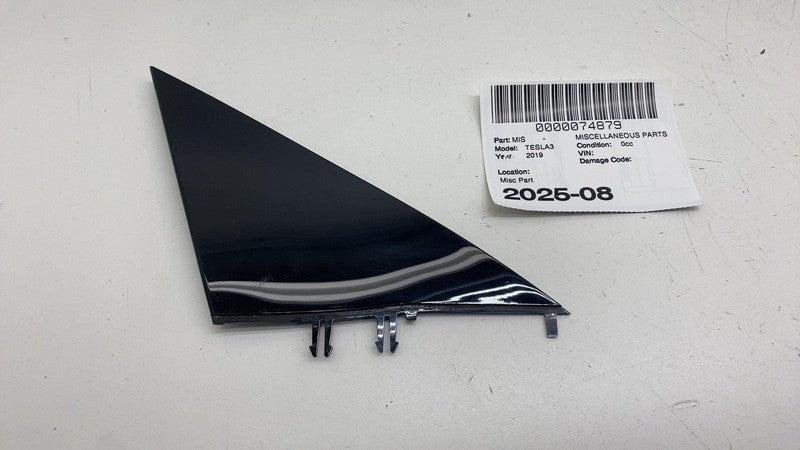 2287.3014 ⭕2017-2023 Tesla Model 3 M3 Front Right Door Wing Mirror Triangle Cover Trim OEM