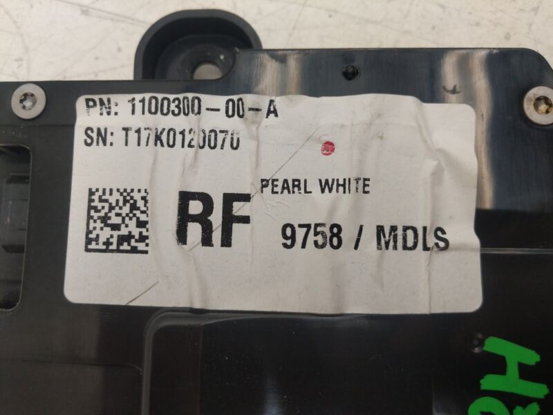 1100300 00 A 2016-2021 Tesla Model S MS Front Passenger Side Exterior Door Handle Outer Right