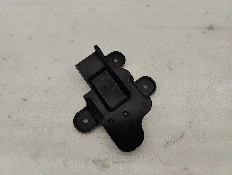 100840400C ⭕ 2012-2020 Tesla Model S Rear Side Door Opener Mount Bracket Right 1008404-00-C