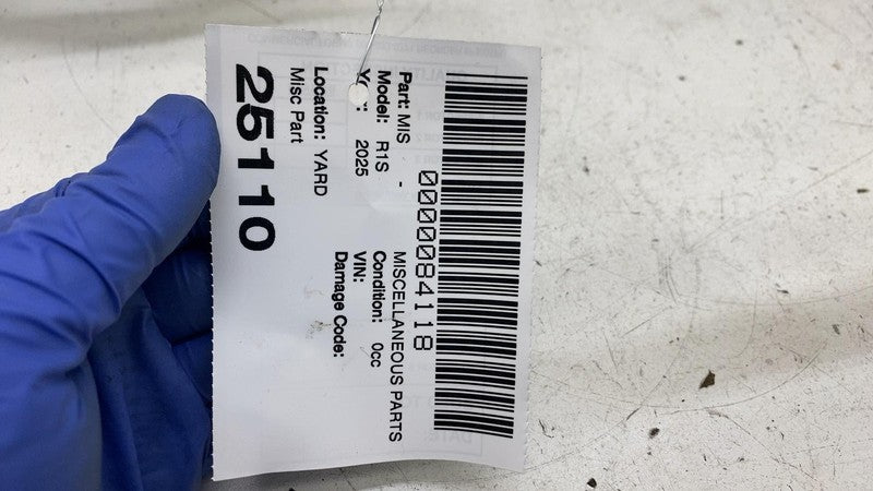 PT00543072 E ⭕ 2025 Rivian R1S EGR Pipe Tube Hose Assembly PT00543072-E / PT00543077-C