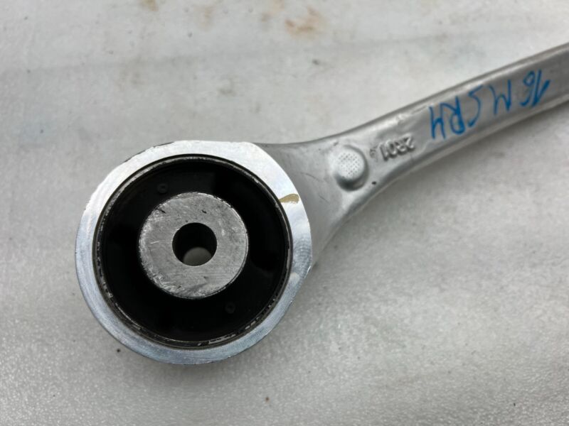 1041575 00 B 2015-2021 Tesla Model X MX Front Suspension Right Control Arm Fore Link RH OEM