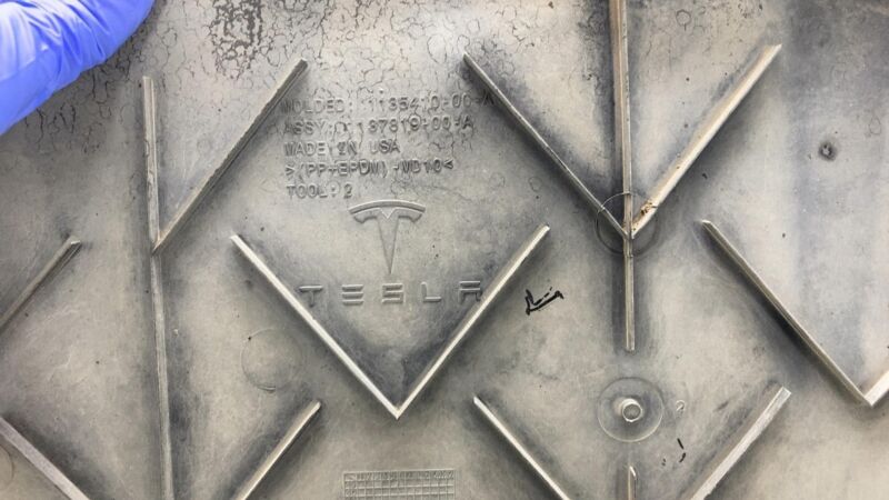 2017-2023 Tesla Model 3 Rear Bumper Lower Valance Splash Shield Undertray Cover