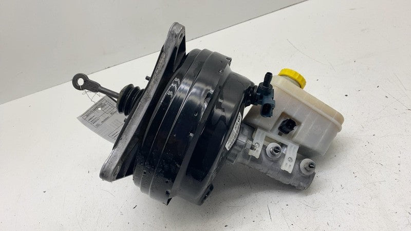 ⭕ 11-18 Jeep Wrangler Power Brake Booster Master Cylinder & Reservoir