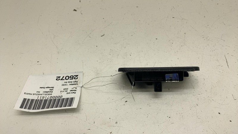 84396982 ⭕ 20-25 Chevrolet Silverado 1500 Rear Right Truck Bed Cargo Light Lamp 84396982