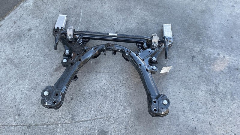 ⭕ 20-23 Model Y Front Subframe Crossmember Cradle w/ Stabilizer Bar 10
