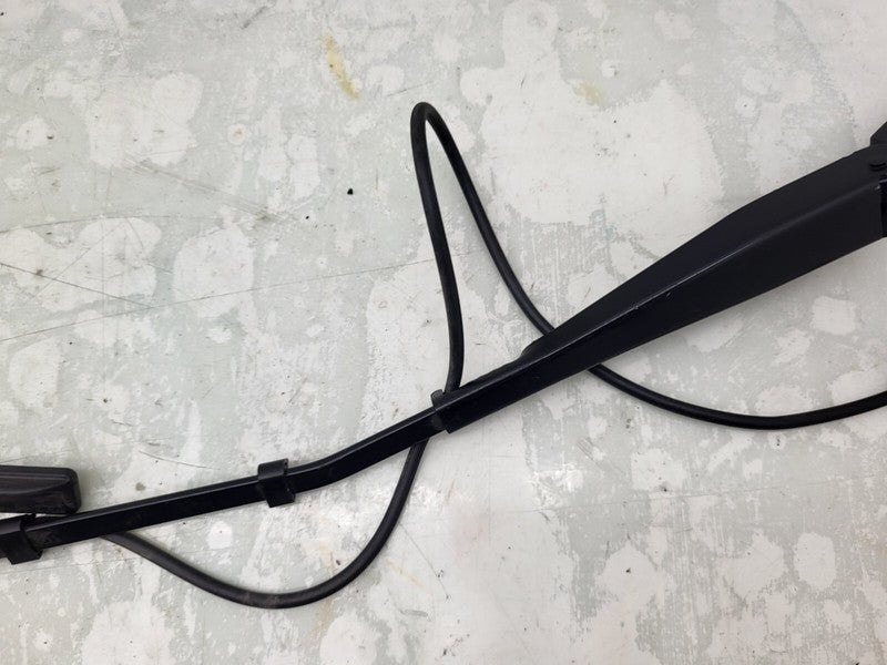 107672900C ⭕ 2017-2022 Tesla Model 3 Front Windshield Wiper Arm & Blade Right 1076729-00-C