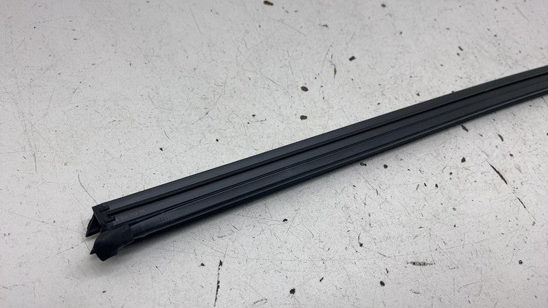 ⭕ 2021-2025 Volkswagen ID.4 Rear Left Door Window Belt Weatherstrip LH