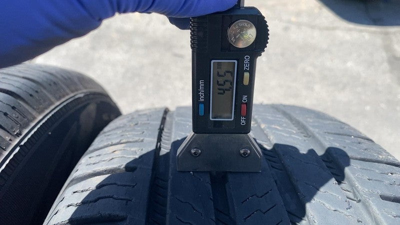 5RJ43TRMAB ⭕ 17-18 Chrysler Pacifica Wheel Rim Alloy 18" inch 18x7.5J w/ Tire x2 5RJ43TRMAB