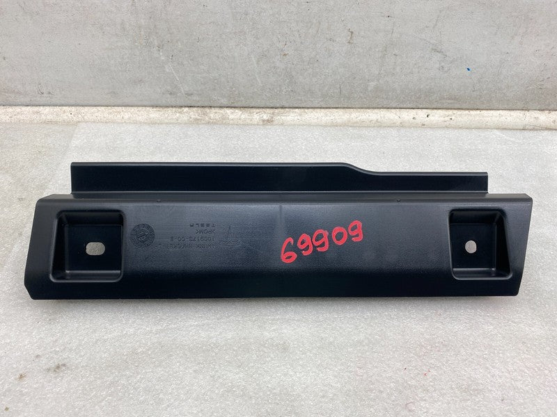 100917300E ⭕ 12-20 Model S Rear Driver Interior Trunk Finisher Bracket Left LH 1009173-00-E
