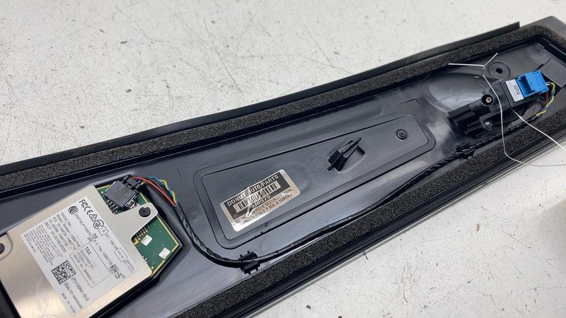 1100441-00-E ⭕17-23 Model 3 Right B-Pillar Applique Glass Trim Molding w/ Camera 1100441-00-E