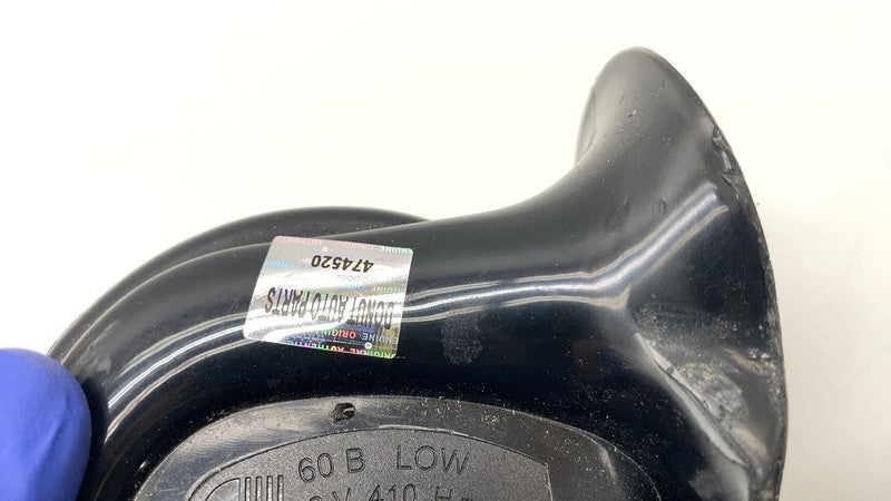 187743000B 2024 2025 Tesla Cybertruck Seger Low Pitch Tone Horn 12V 410 Hertz with Bracket