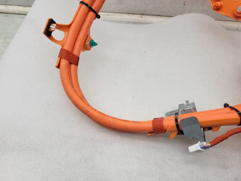 109301000E ⭕17-20 Model 3 HV Charge Port Inlet Wiring Harness w/ Release Cable 1093010-00-E