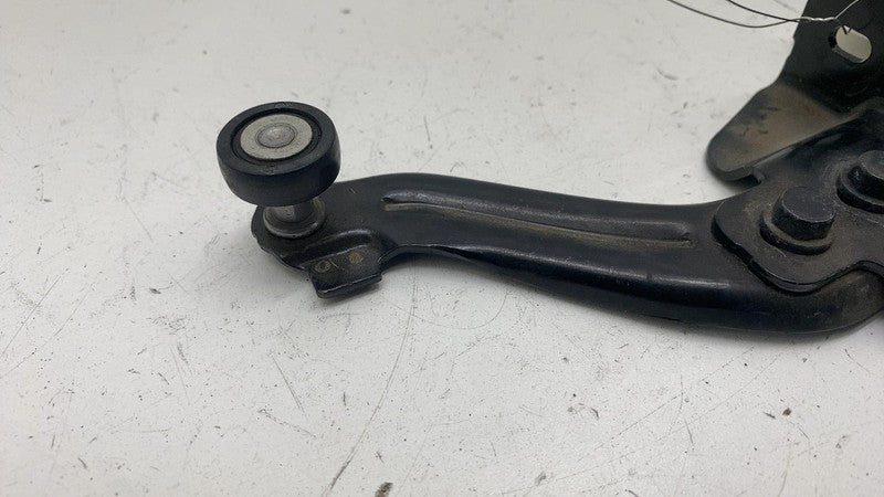 ⭕ 2017-2025 Chrysler Pacifica Rear Right Sliding Door Upper Roller Hinge RH OEM