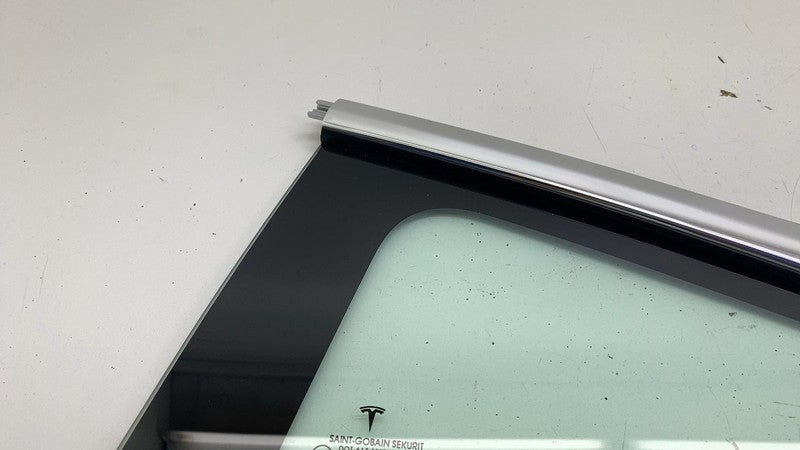 108070300C ⭕ 2017-2020 Tesla Model 3 Rear Left Quarter Fixed Window Glass LH 1080703-00-C