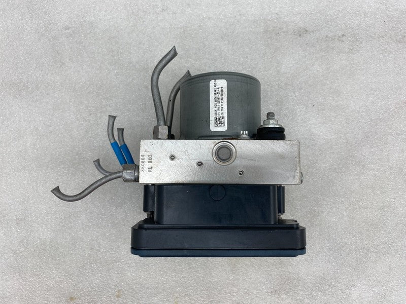 1044745 00 B ⭕17-23 Tesla Model 3 M3 Anti-Lock Brake System ABS Pump Module Unit 1044745-00-B