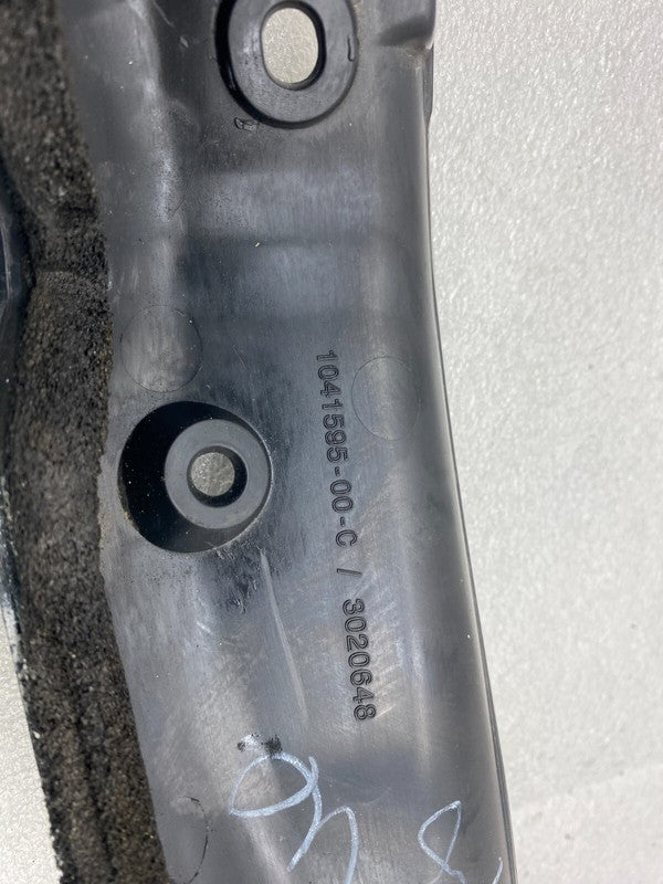 1041595 00 C ⭕2016-2025 Tesla Model X Rear Right Lower Door Pinch Sensor Carrier 1041595-00-C