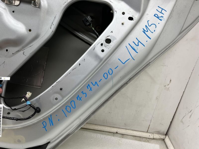 2012-2015 Tesla Model S Rear Passenger Side Door Shell Panel Right White - PMSS