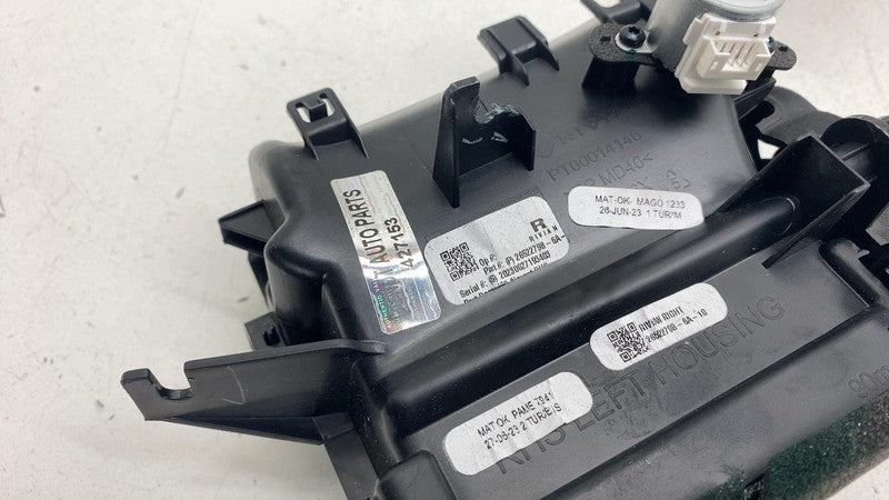 PT00014146 ⭕ 2022-2024 Rivian R1T Front Center Passenger Side AC Vent Trim Right PT00014146