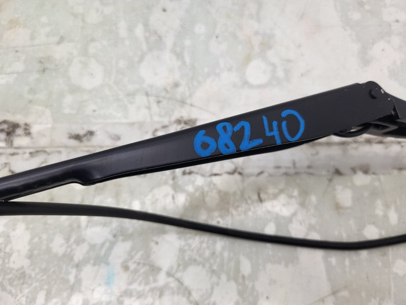 107672900C ⭕ 2017-2022 Tesla Model 3 Front Windshield Wiper Arm & Blade Right 1076729-00-C