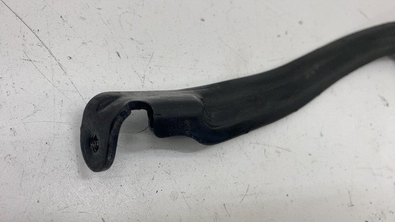 795286302 ⭕ 18-23 BMW 530e Intake Manifold Exhaust Hanger Mount Bracket Support 7952863-02