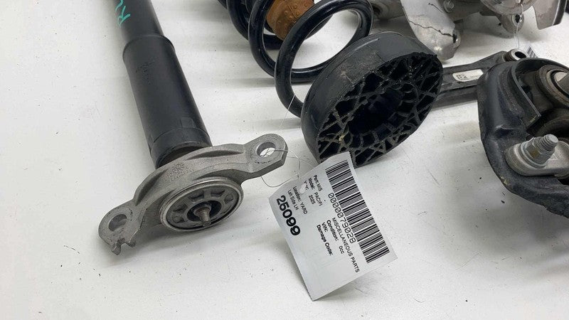 ⭕ 17-25 Chrysler Pacifica Rear Left Spindle Knuckle + Strut + Control