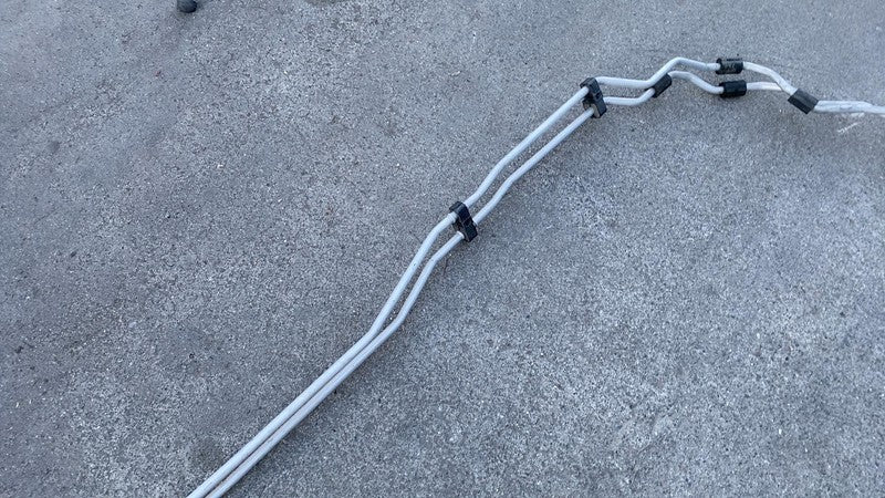 2018 2019 2020 BMW 530e G30 2.0L A/C Air Conditioning Pressure Hose Pi