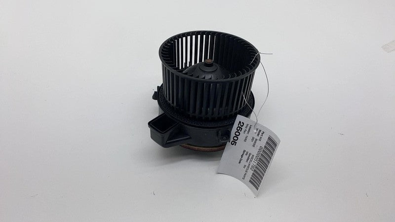 F 011 500 123 2017-2023 BMW 530e G30 Front HVAC Heater A/C Main Air Condition Blower Fan Motor