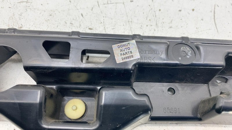 ⭕ 2017-2023 BMW 540i Front Left Skirt Rocker Molding Panel Bracket 517