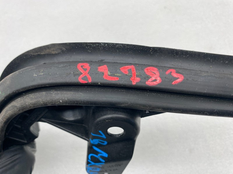 1049386 00 C ⭕ 2016-2020 Tesla Model X Rear Side Door Lower Rubber Seal Right RH 1049386-00-C