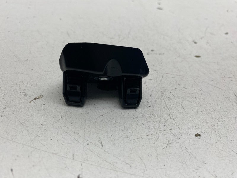 1493773 00 B ⭕ 20-24 Tesla Model Y Front Right Bumper Bracket to Center Fender 1493773-00-B