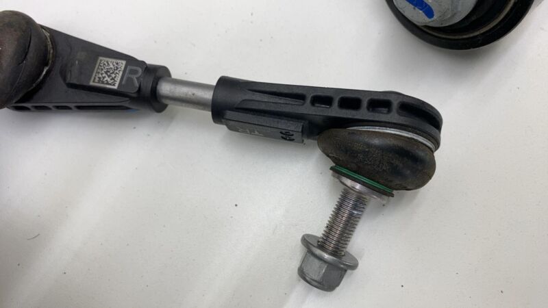 1288416-00-A ⭕ 23-24 Model Y Rear Right Knuckle Hub Fore Toe Link Spring RH AWD 1288416-00-A