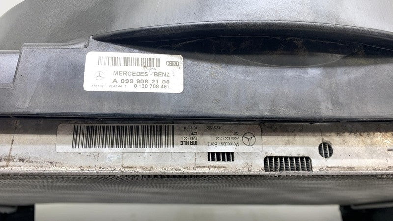A 099 906 21 00 2019-2023 Mercedes-Benz C300 C-Class Engine Radiator Cooling Fan Shroud & Motor