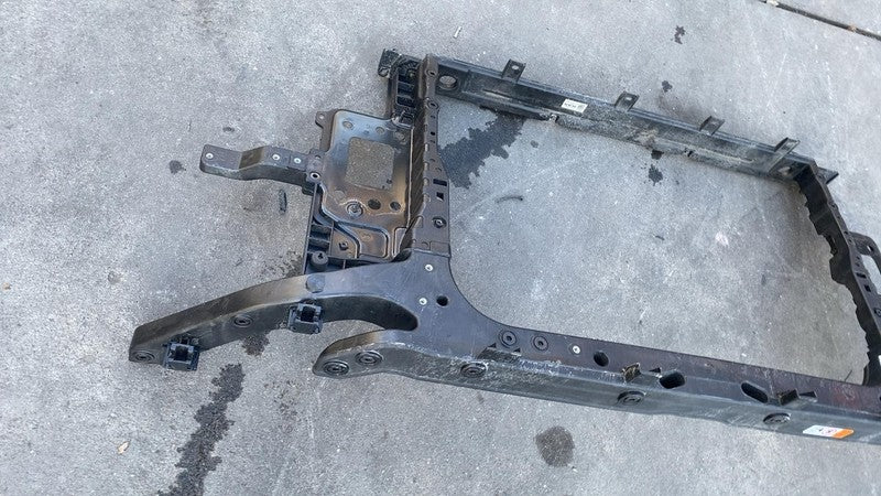 64101K4500 2018-2021 Hyundai Kona MK1 Front Bumper Radiator Core Support Frame Bracket OEM