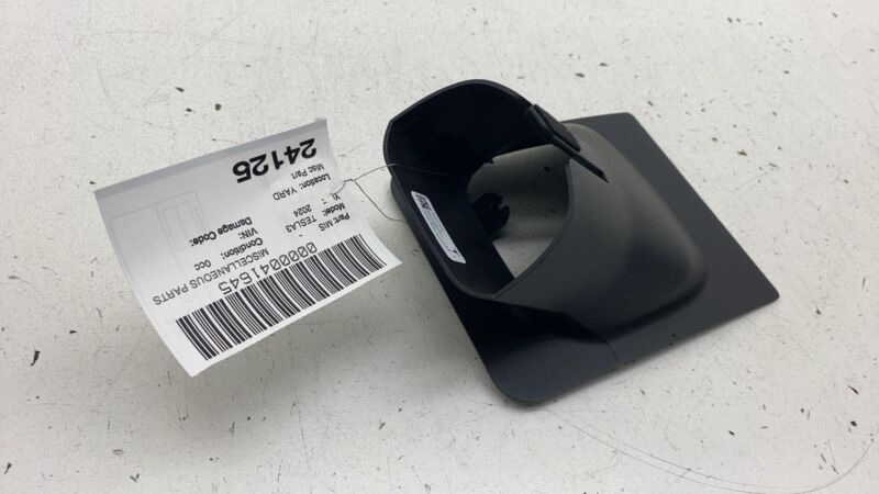 193398420B ⭕ 24-25 Model 3 M3 Instrument Panel Steering Column Upper Gap Hider 1768093-20-A