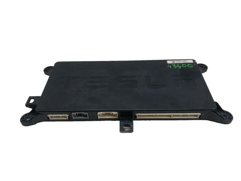 1043900 00 C ⭕ 16-20 Model X Rear Body Chassis Control Module BCM Computer TSTD 1043900-00-C