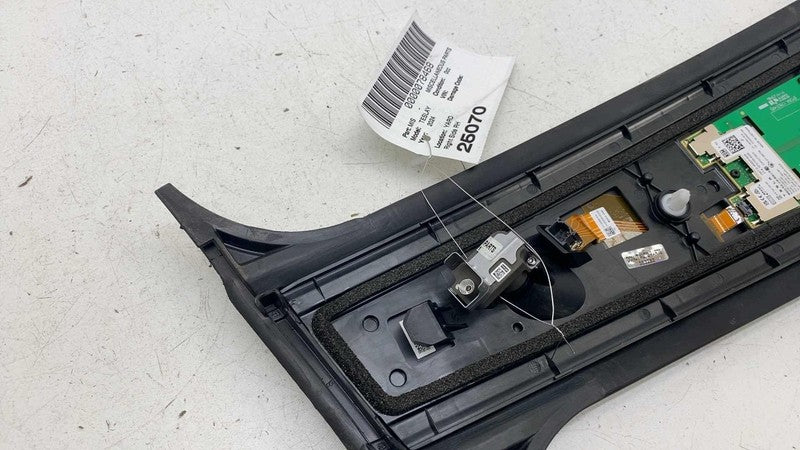 180765100B ⭕ 23-24 Model Y Right Exterior B-Pillar Applique Glass Trim RH AP4 1785300-00-B