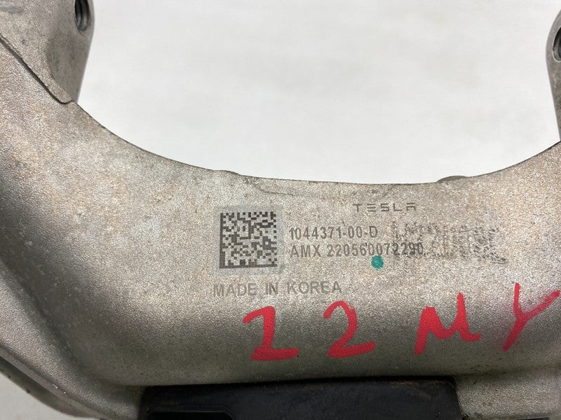 104437100D ⭕ 20-24 Model Y MY Front Driver Side Upper Strut Mount Bracket Left 1044371-00-D