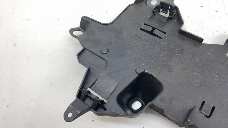 A 297 545 77 00 ⭕ 2022 Mercedes-Benz EQS 450+ Fuse Block Bracket OEM A2975457700