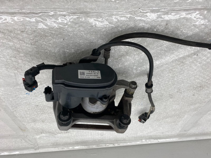 104462400H ⭕ 2017-2025 Tesla Model 3 Rear Right Caliper + Brake Hose Line BASE 1044624-00-H