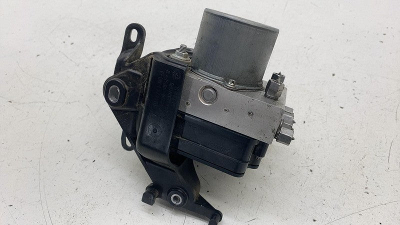 ⭕ 17-23 Tesla Model 3 Anti-Lock Brake System ABS Pump Module Unit 1103